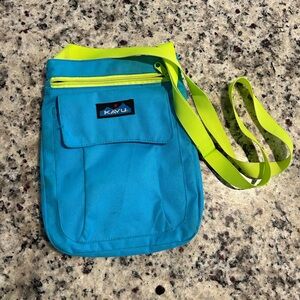 Kavu purse